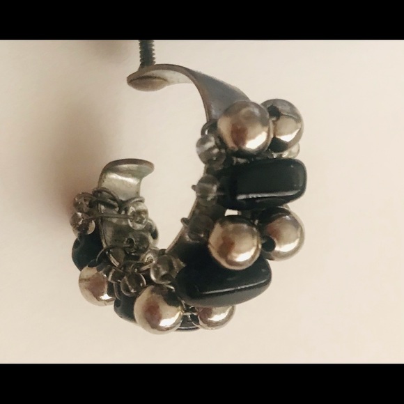 Screw Back Earrings Silver Color & Black Beads Handmade by Artist Original Owner - Picture 4 of 16